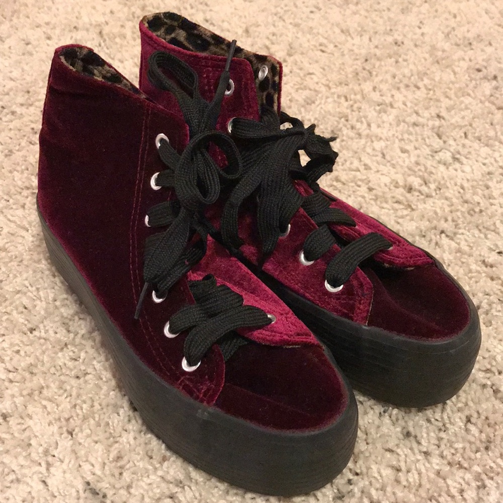 Velvet Platform Sneakers Size 7